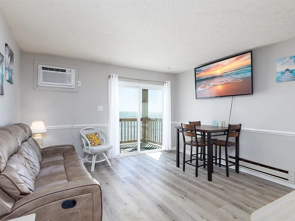 2224 New River Inlet Rd N #338