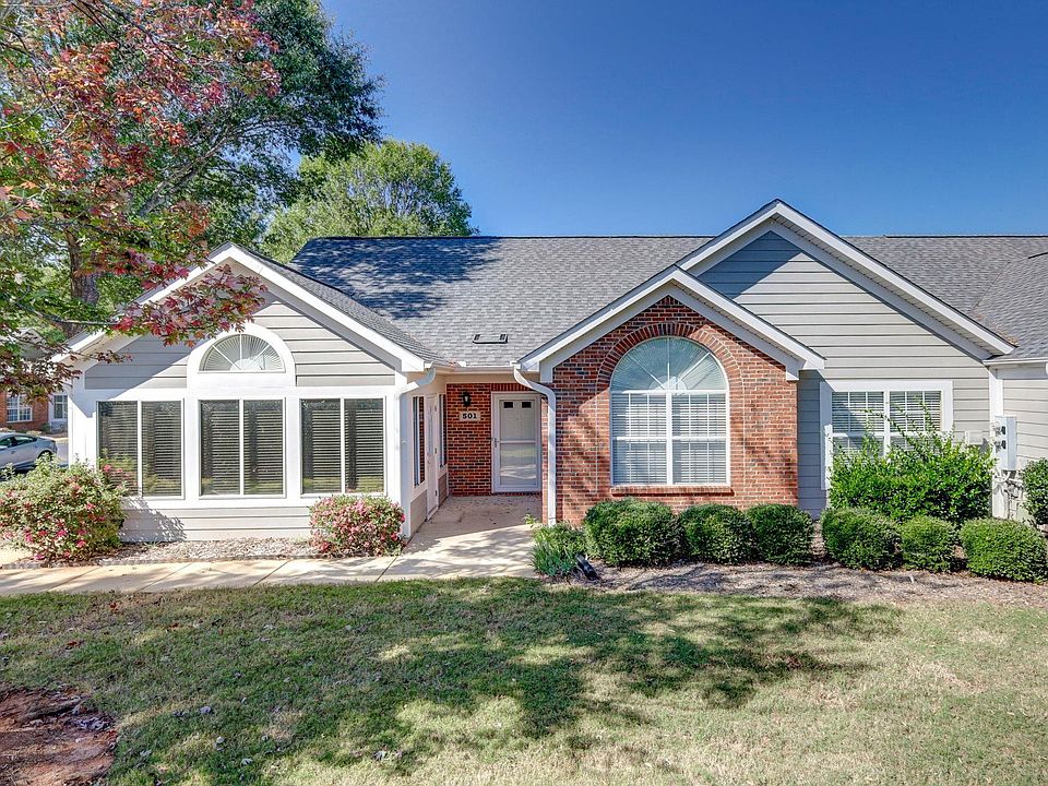 1st image of 501 Heritage Club Dr