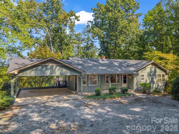 93 Dogwood Ct, Tryon, NC 28782
