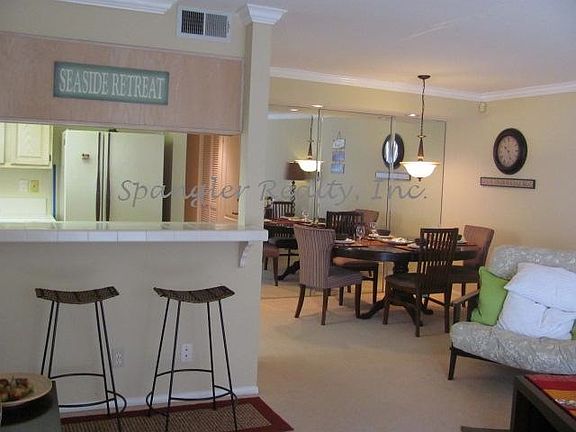 2nd image of 621 N Pacific St Unit 206