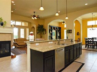 6411 Edinburgh Ct, Sugar Land, TX 77479
