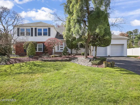 20 Colts Run, Marlboro, NJ 07746