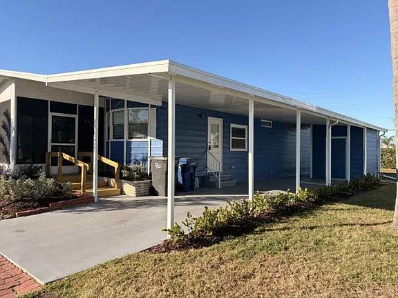 2nd image of 4607 9th Street Ct E #7