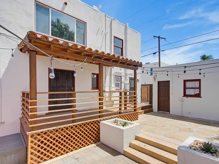 2615 Myrtle Ave — Photo 42