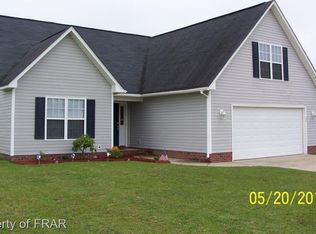 588 S Buckeye Dr, Raeford, NC 28376