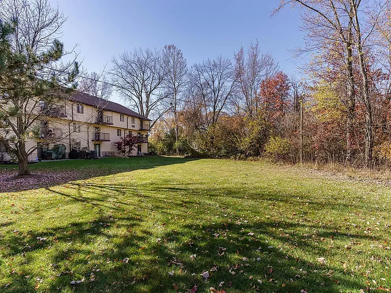 3941 Karl Rd #326 — Photo 20