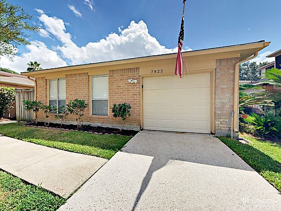 2nd image of 7822 Gatehouse Dr