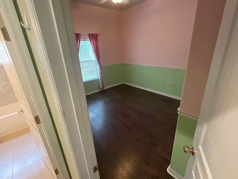8718 SW 8th Pl — Photo 6