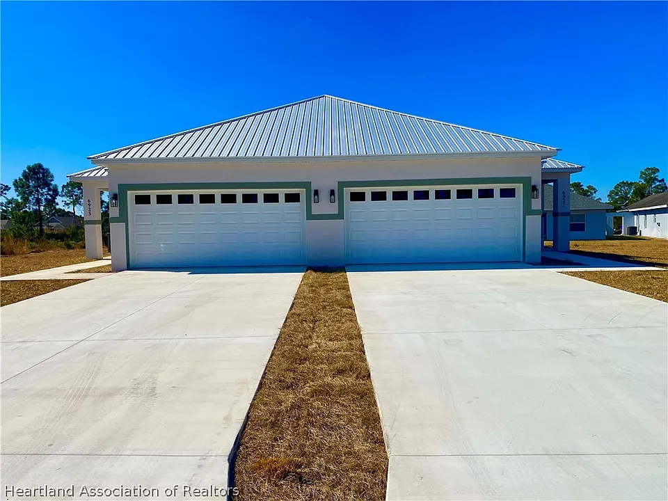 6923 Mexican Hat Dr