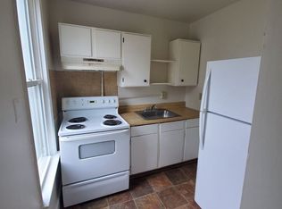 316 N Centre St APT 5, Martinsburg, WV 25404