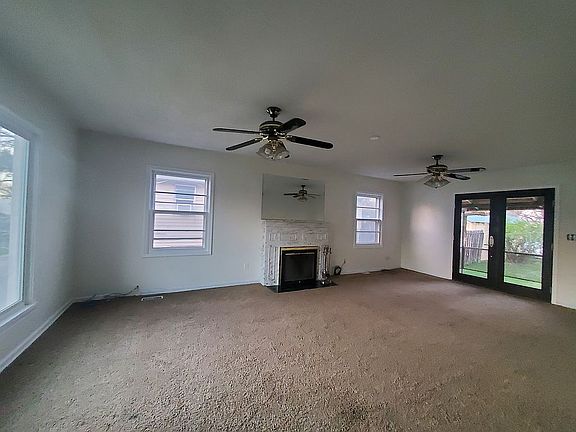 4th image of 658 N 100 E