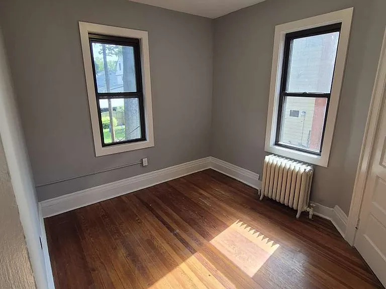 67 W Main St #2E — Photo 1