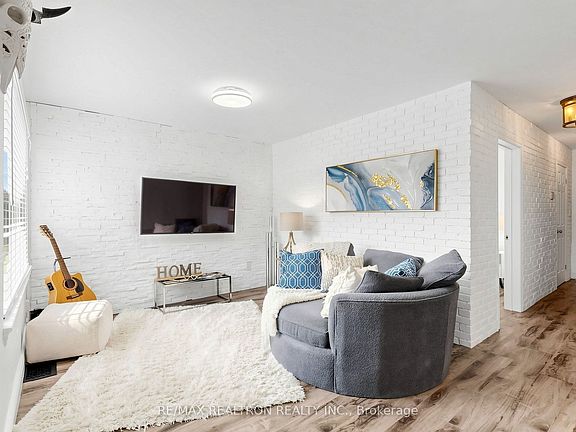 3rd image of 8 Villa Rd