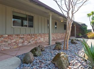 23 Brentwood Pl, Oakland, CA 94602