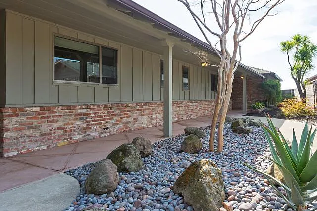 23 Brentwood Pl photo 1