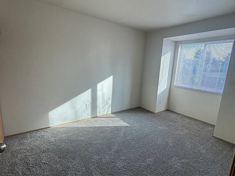 The Lexington Apartments — Photo 30