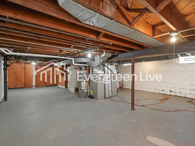 3202 N 53rd St #1 — Photo 4