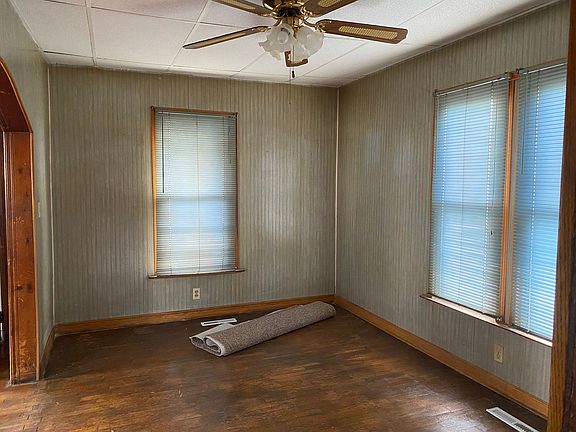 5th image of 2203 Camden Ave