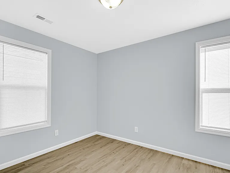 263 S Dearborn St — Photo 13