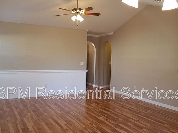 4th image of 2043 Southern Pine Dr