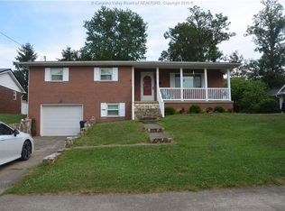 217 Edgewood Cir, Ripley, WV 25271
