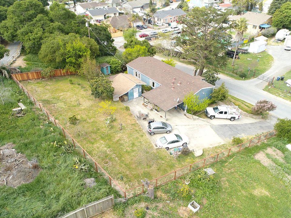 1st image of 210 Las Lomas Dr