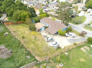 210 Las Lomas Dr, Royal Oaks, CA