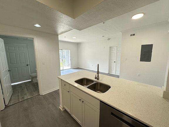 5th image of 3701 Castle Pines Ln APT 3915