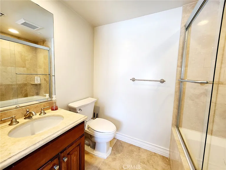 1920 Malcolm Ave #401 — Photo 28