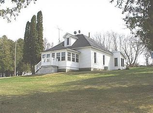 2377 360th St, Decorah, IA 52101