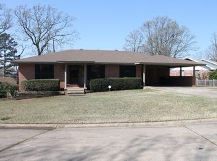 1403 Starfield Rd, North Little Rock, AR 72116