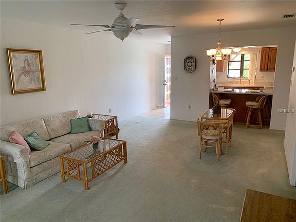 3rd image of 208 Lewis Cir APT 5A