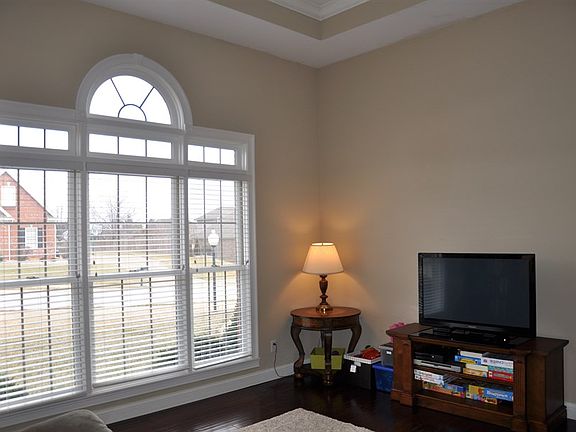 5th image of 6501 Venice Dr