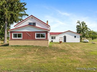 8800 Ellis Rd, Ravenna, MI 49451