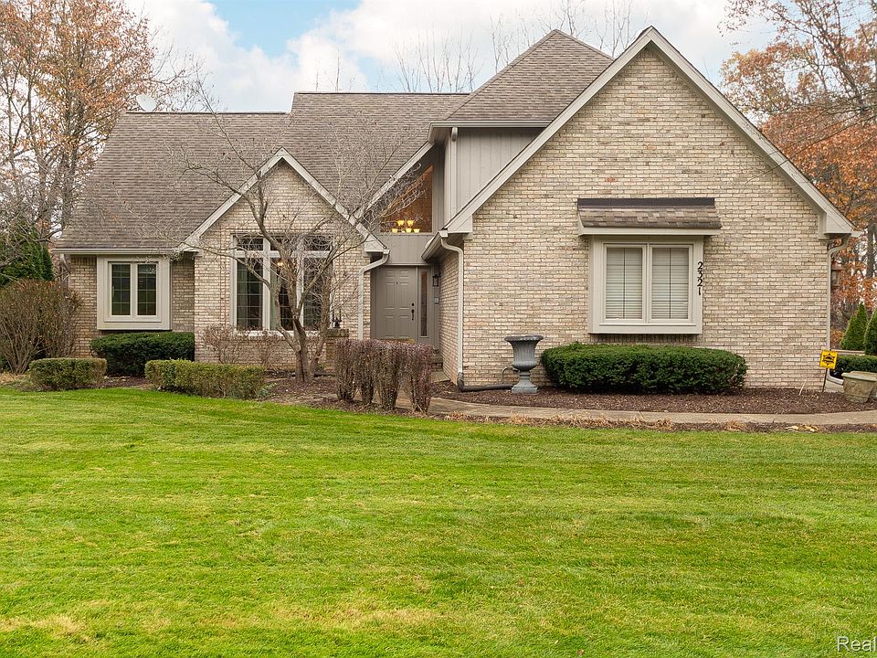 1st image of 2321 Pine Hollow Trl