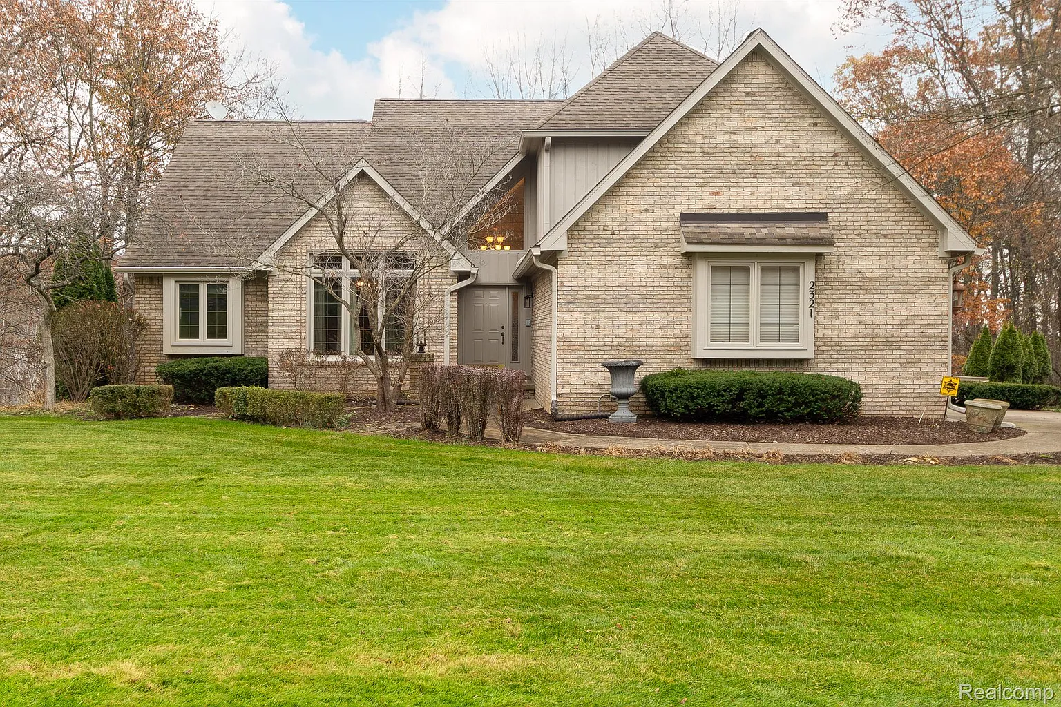 2321 Pine Hollow Trl photo 1