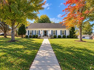14 Ridgeway Dr, Paris, KY 40361