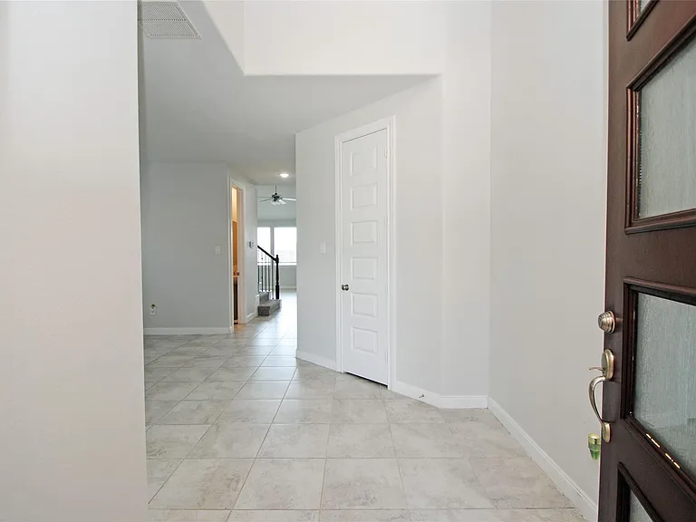 8834 Arch Rock Dr — Photo 3