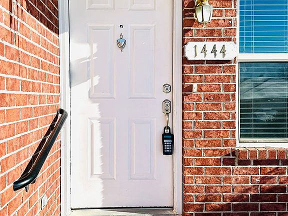 2nd image of 1444-1446 N Dawn Dr #E0ab4deec