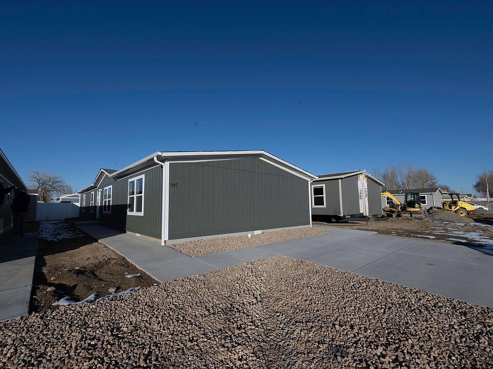 1st image of 247 Hollyberry Way