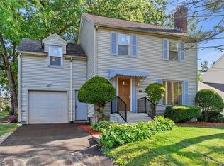 739 Pineview Ave, Youngstown, OH