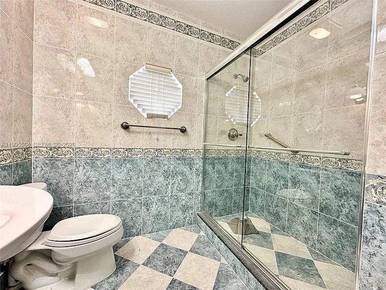 5023 NW 94th Doral Pl — Photo 23