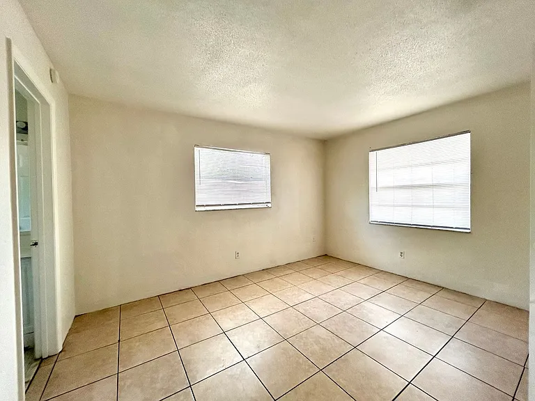 1221 Kennedy Rd #48 — Photo 11