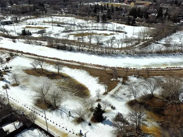 2512 GARNET STREET, Regina, SK S4T 3A4