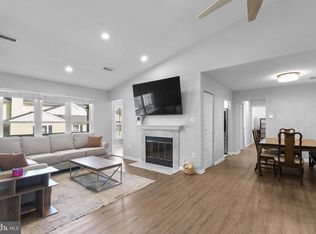 18054 Rolling Meadow Way #259, Olney, MD 20832