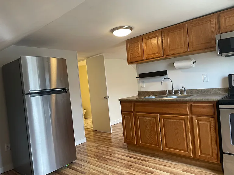16 Border St — Photo 2
