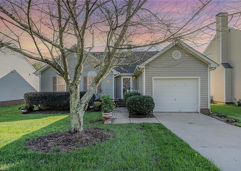 1st image of 4505 Prestbury Dr