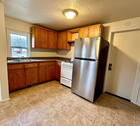 4th image of 17681 Us Highway 218 APT 1