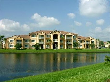 1st image of 301 SW Palm Dr APT 204