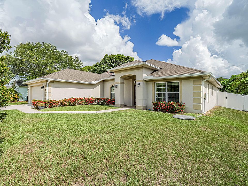 1st image of 157 SW Twig Avenue